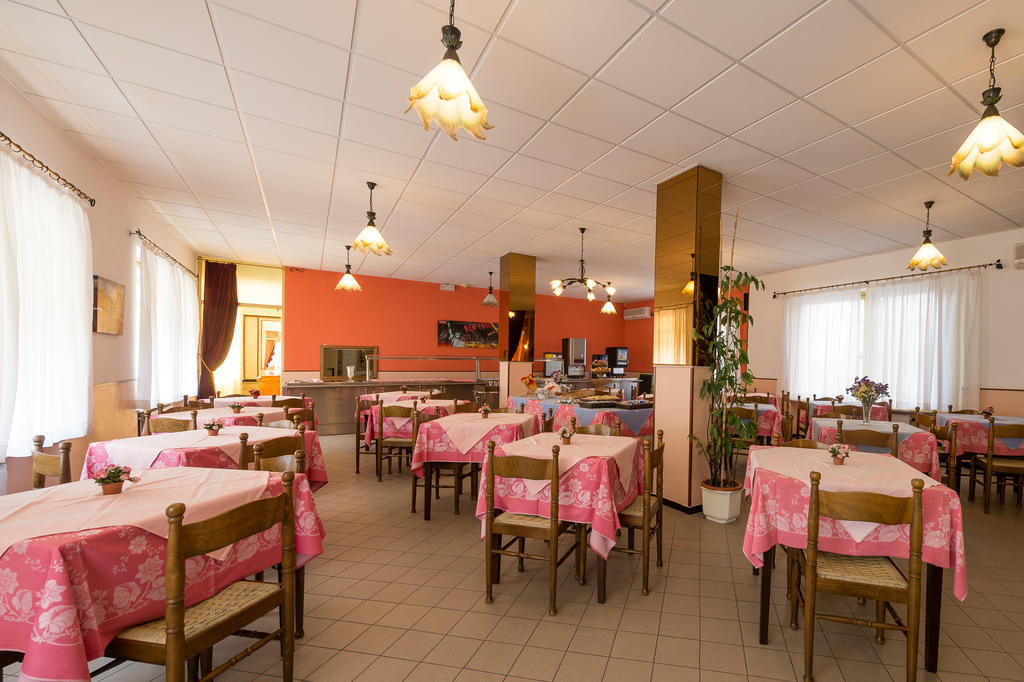 Hotel Geppi Pietra Ligure Luaran gambar