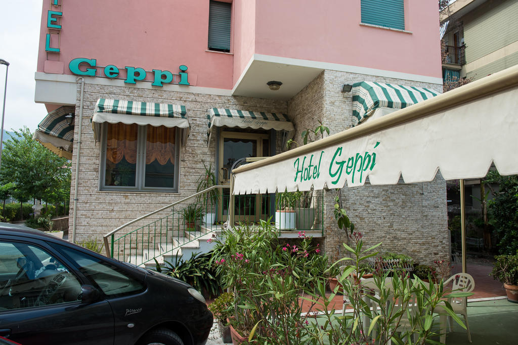 Hotel Geppi Pietra Ligure Luaran gambar