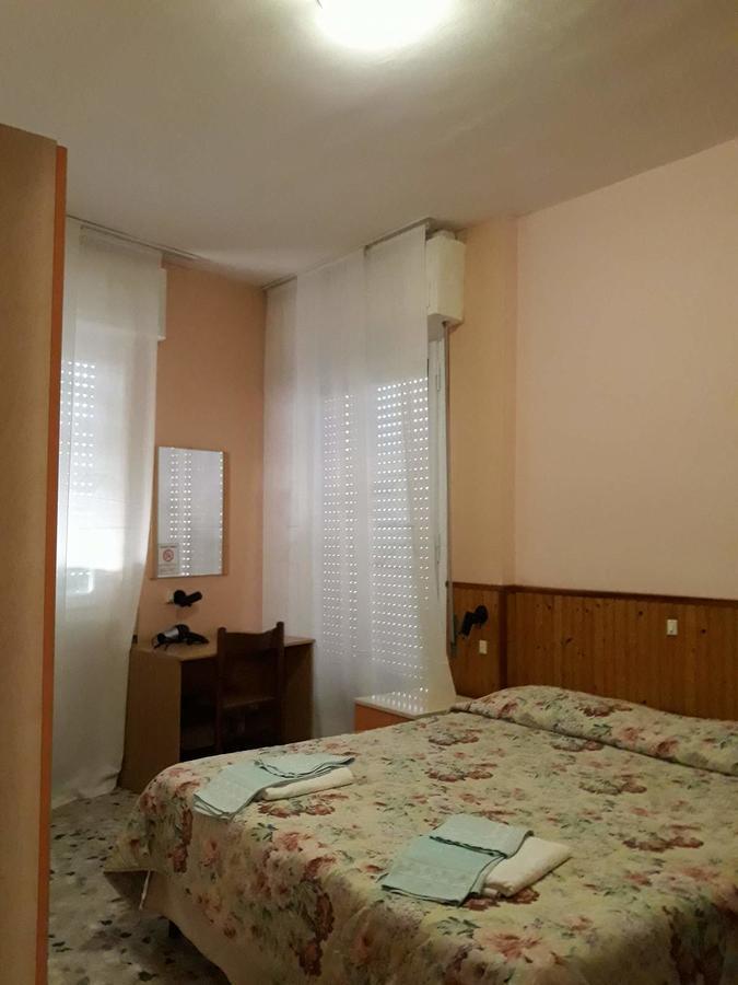 Hotel Geppi Pietra Ligure Luaran gambar