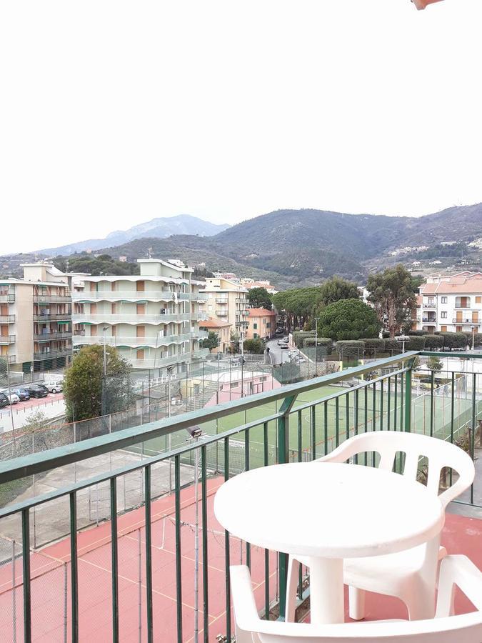 Hotel Geppi Pietra Ligure Luaran gambar