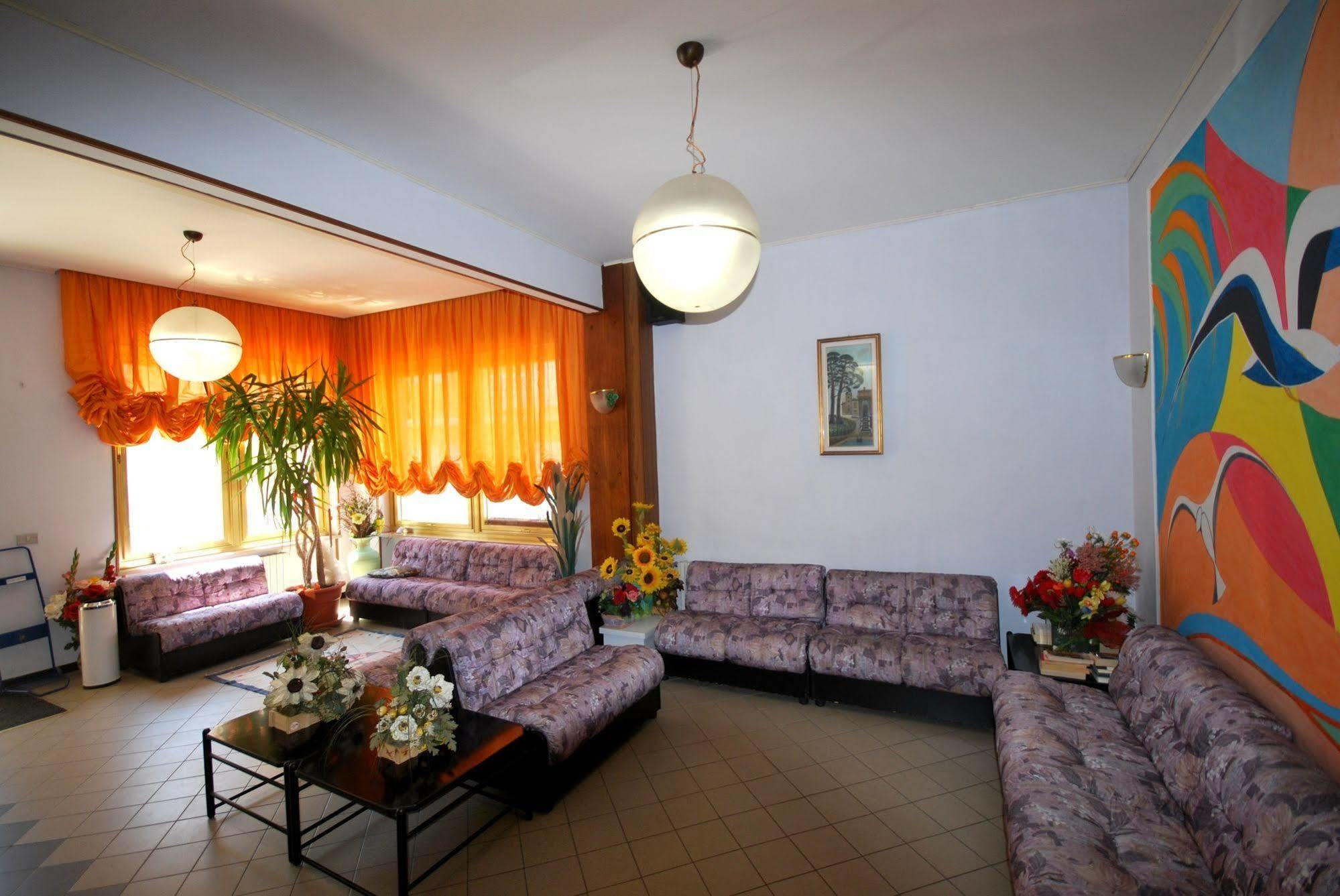 Hotel Geppi Pietra Ligure Luaran gambar