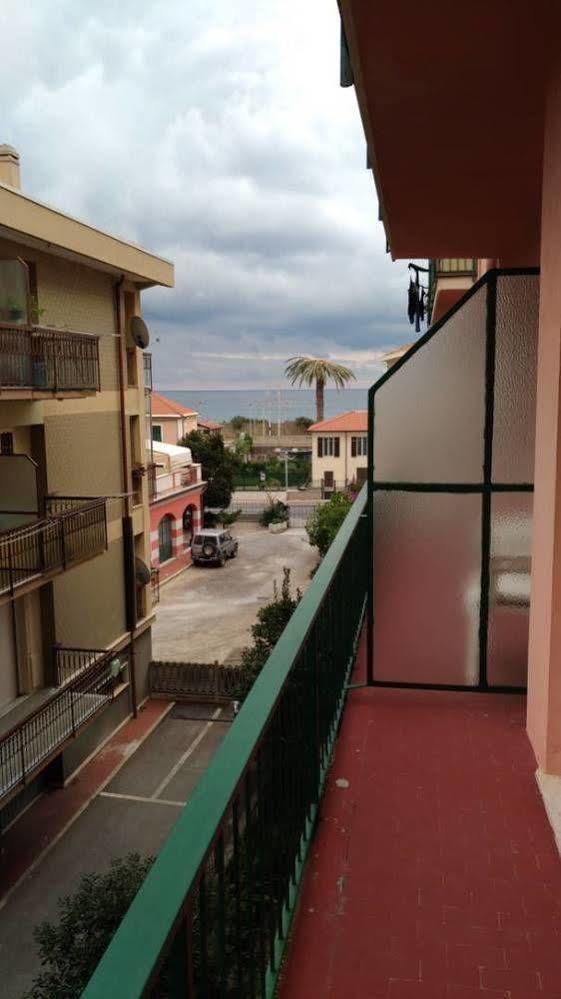 Hotel Geppi Pietra Ligure Luaran gambar