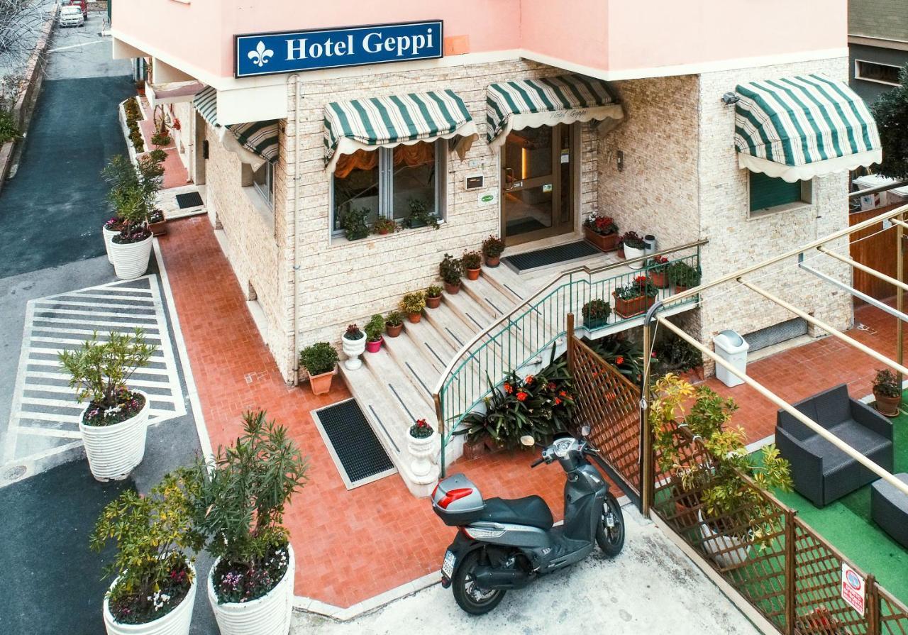 Hotel Geppi Pietra Ligure Luaran gambar