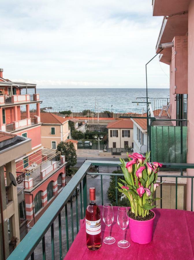 Hotel Geppi Pietra Ligure Luaran gambar