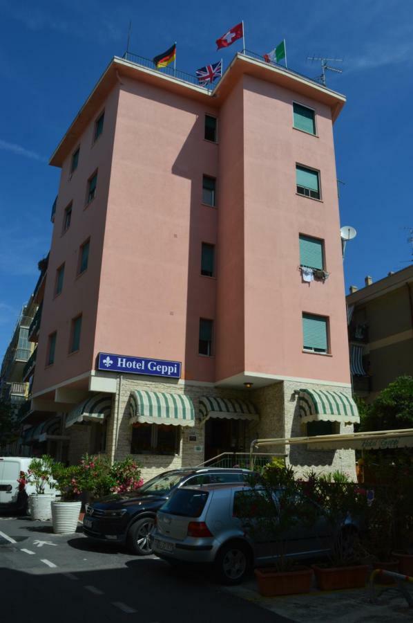 Hotel Geppi Pietra Ligure Luaran gambar